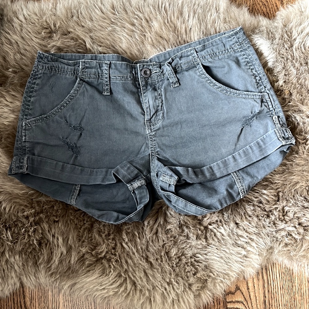 Billabong Grey Cargo Shorts. Size 5.